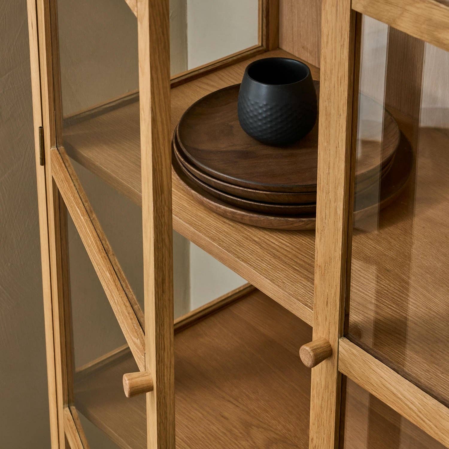 Furnhouse - Wholesale Cabinet - 2-Door Display Cabinet Svendborg - Natural Oak7