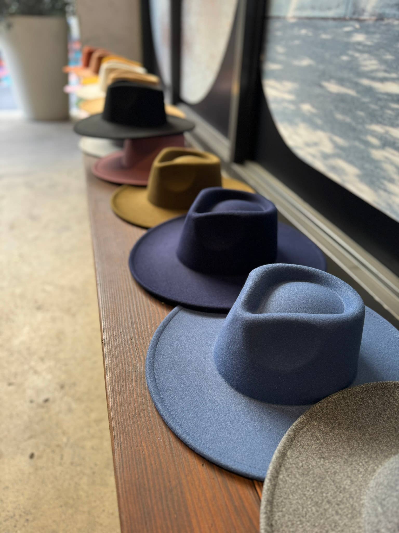 Love and Thyme - Wholesale Fedora - Women's - Vegan Felt wide Brim Rancher Hat2