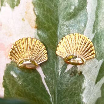 Skal gyldne ørestikker for engroshandel hos All Things We Like