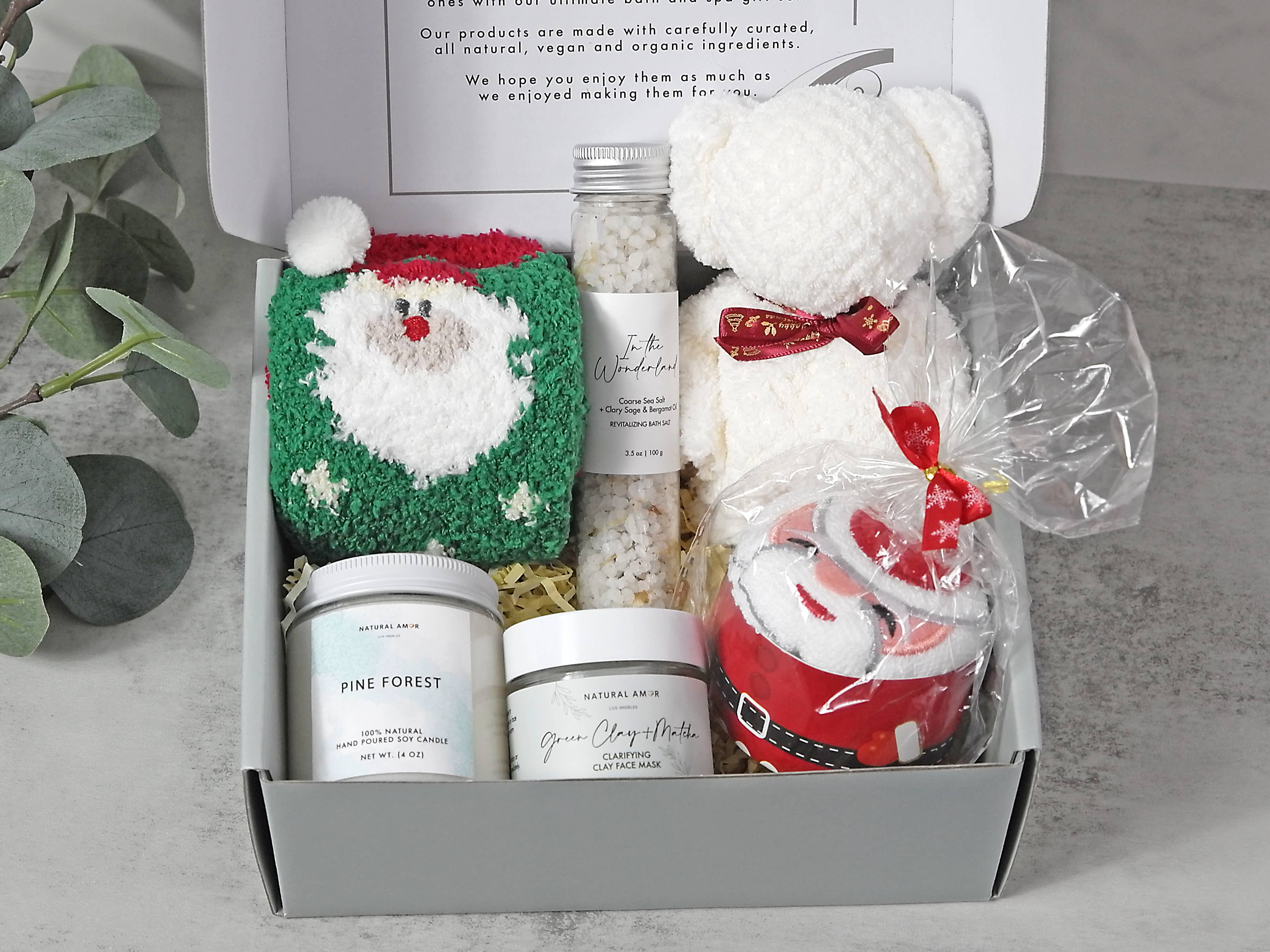 Natural Amor LLC - Wholesale Bath & Body Set - Cozy Christmas Gift Set