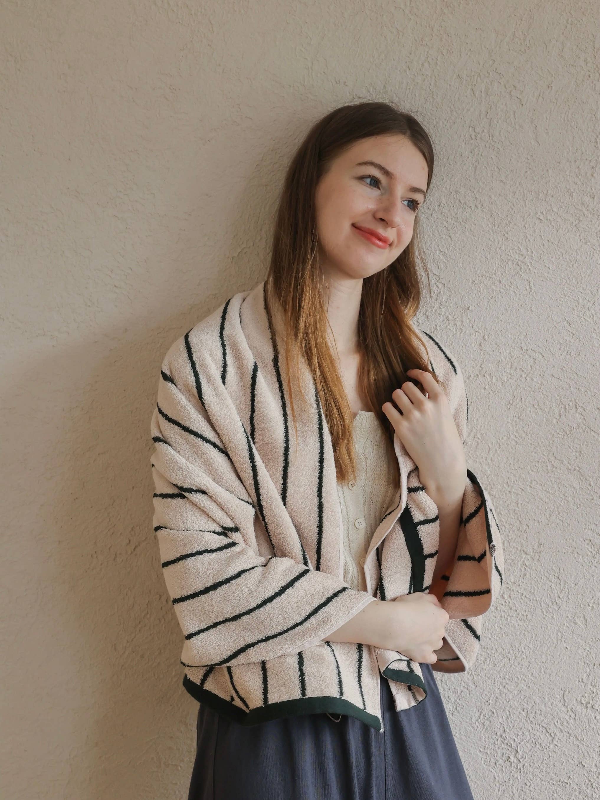 INSPECIAL HOME - Wholesale Bath Towel - 100% Cotton Retro Earthy-tone Pinstripe Soft Plush Towel 9