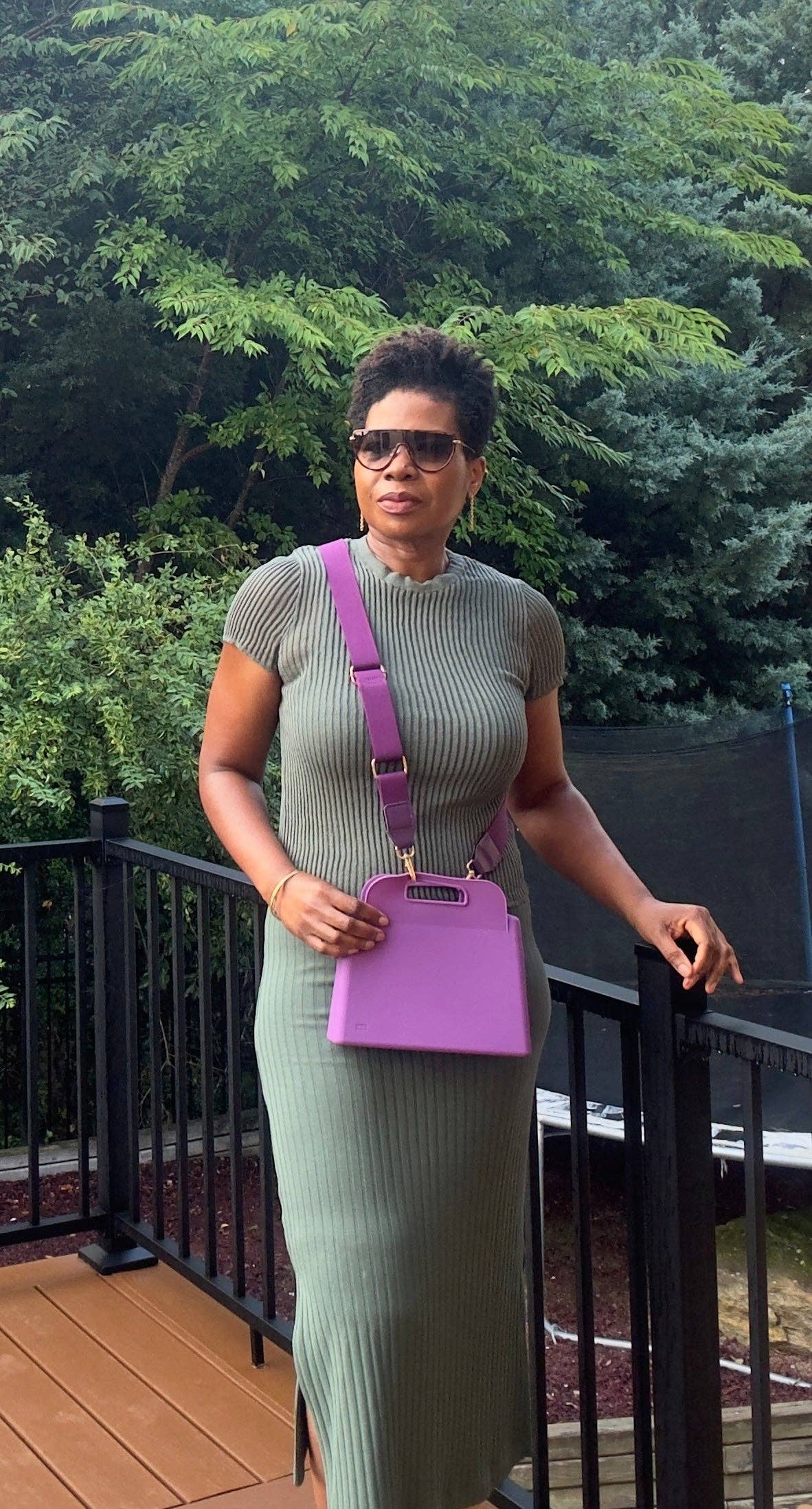 ibiG Bags & Accessories - Vendita all'ingrosso Pochette - Donna - Borsa ibiG Grande (Large). Facile da pulire. Chiusura con cerniera.6