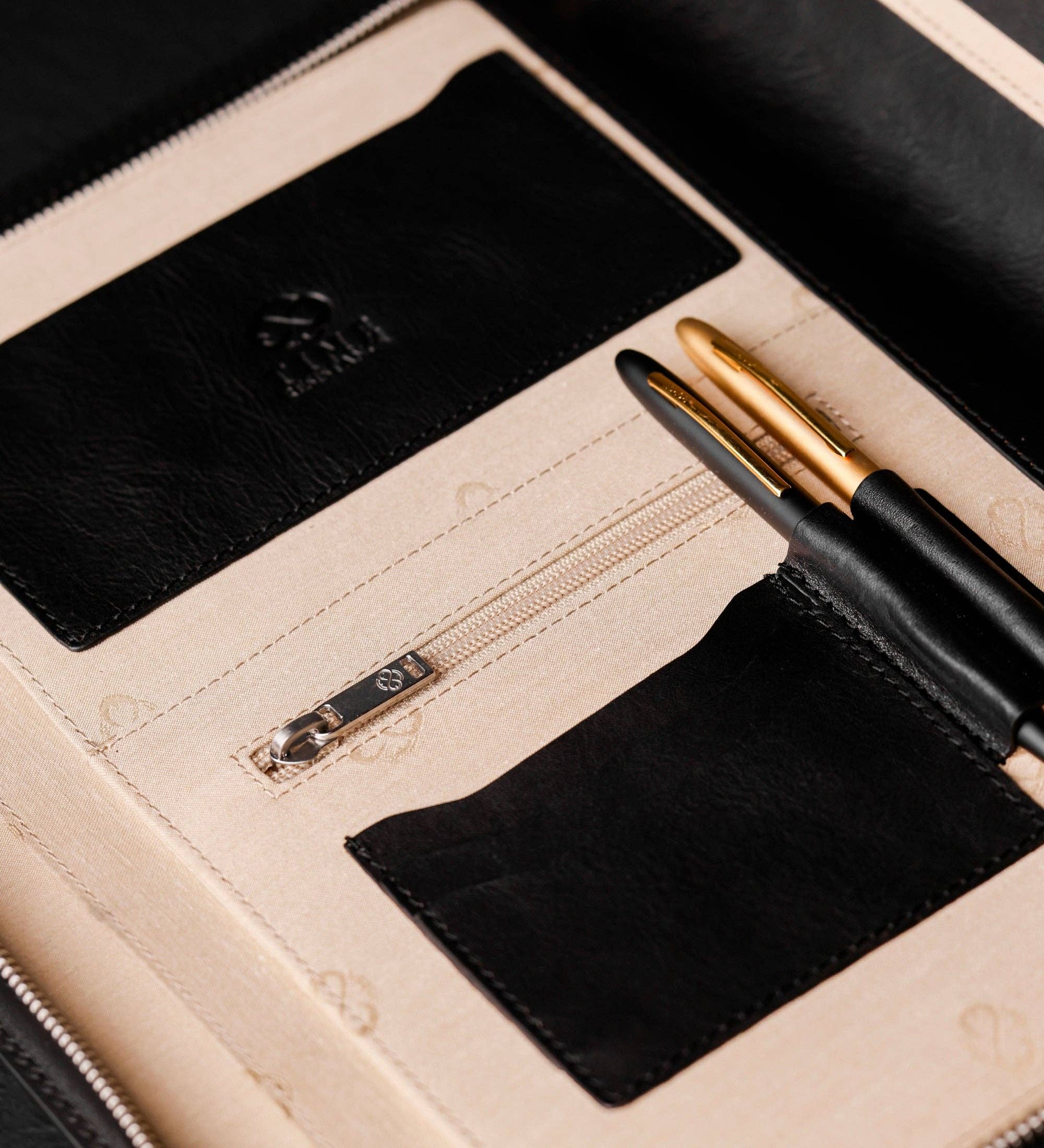 Time Resistance – wholesale Mappar – Lädermapp för A4-dokument - Candide67