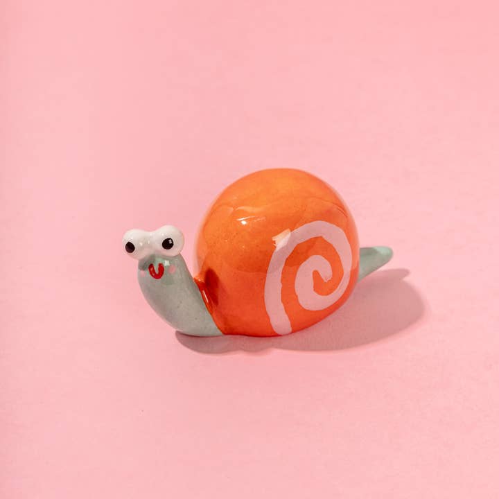 Neli, l'escargot / Pièce en céramique pour la vente par Ana Seixas