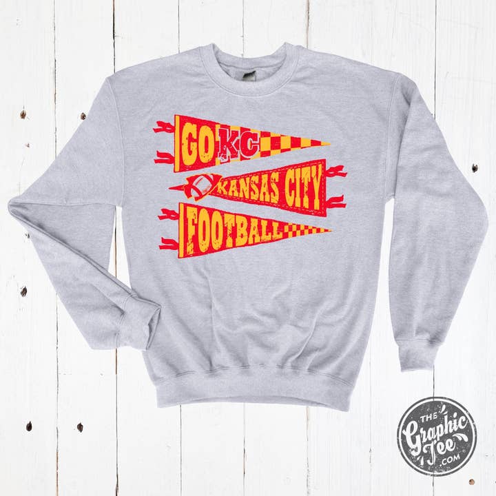 *GROSSIST* KC Pennants Vuxen Ash Rundhalsad Sweatshirt för wholesale av The Graphic Tee