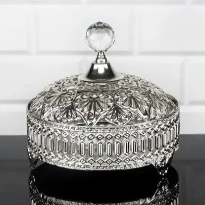 Hakan - Wholesale Decoratief bord/schotel/kom - Vintage snoepschaal met deksel en kristallen knop, 16 cm0