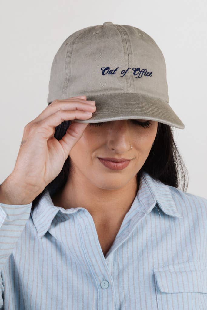 Crowned Free – wholesale Baseballkeps - Dam – Out of Office-hatt10