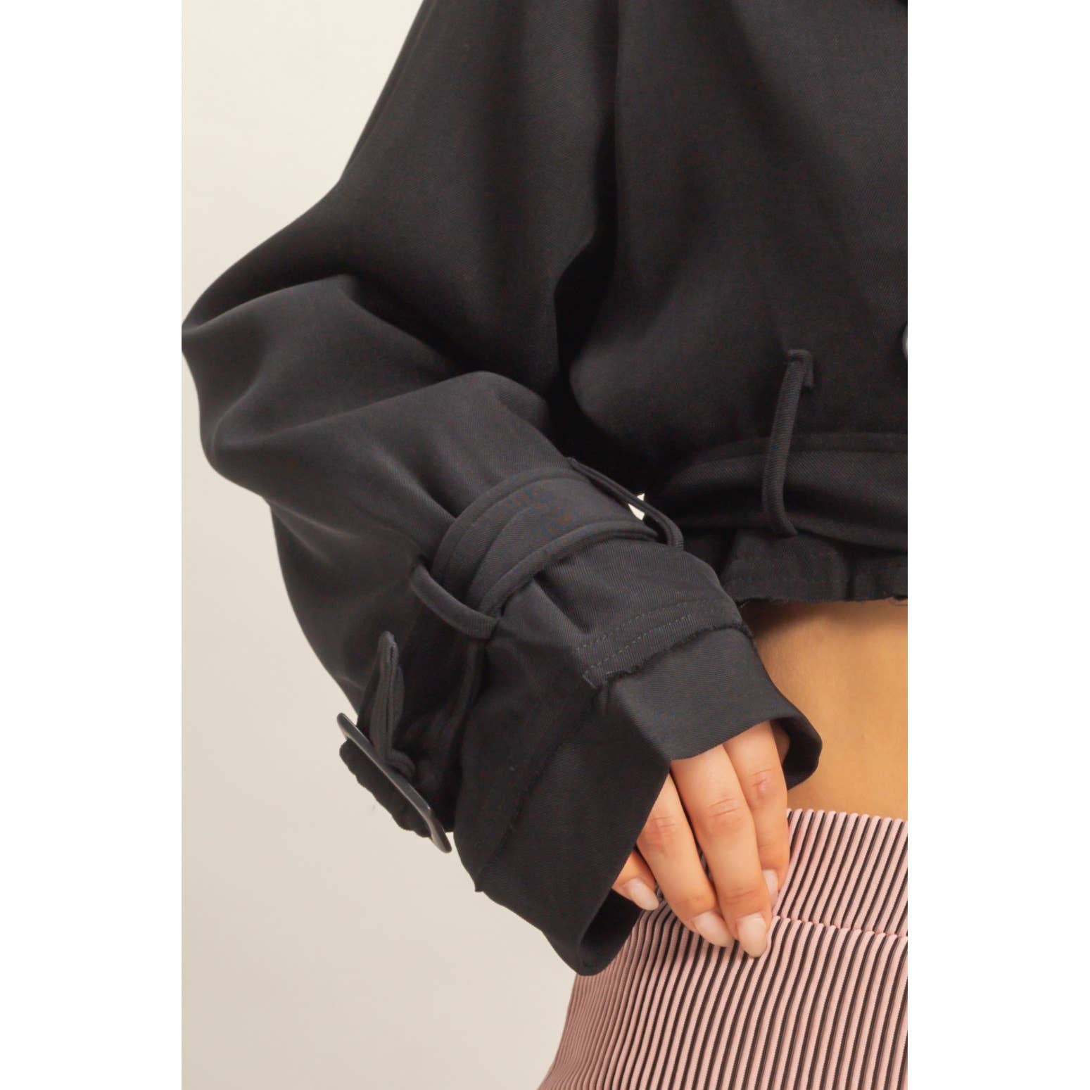 NEGRO Gabardina corta de venta al por mayor en Faire4