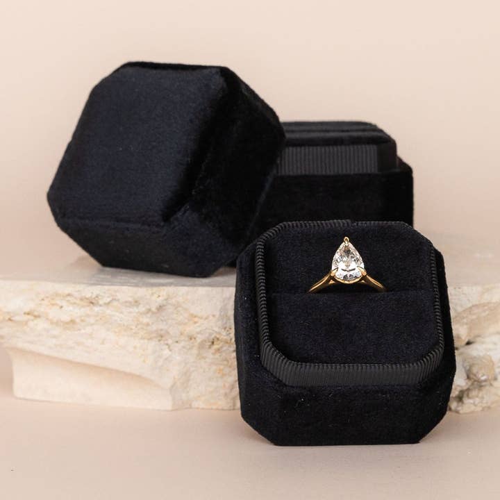 The Whole Bride - Wholesale Jewellery box/organiser - Luxe Velvet Ring Box - Midnight0