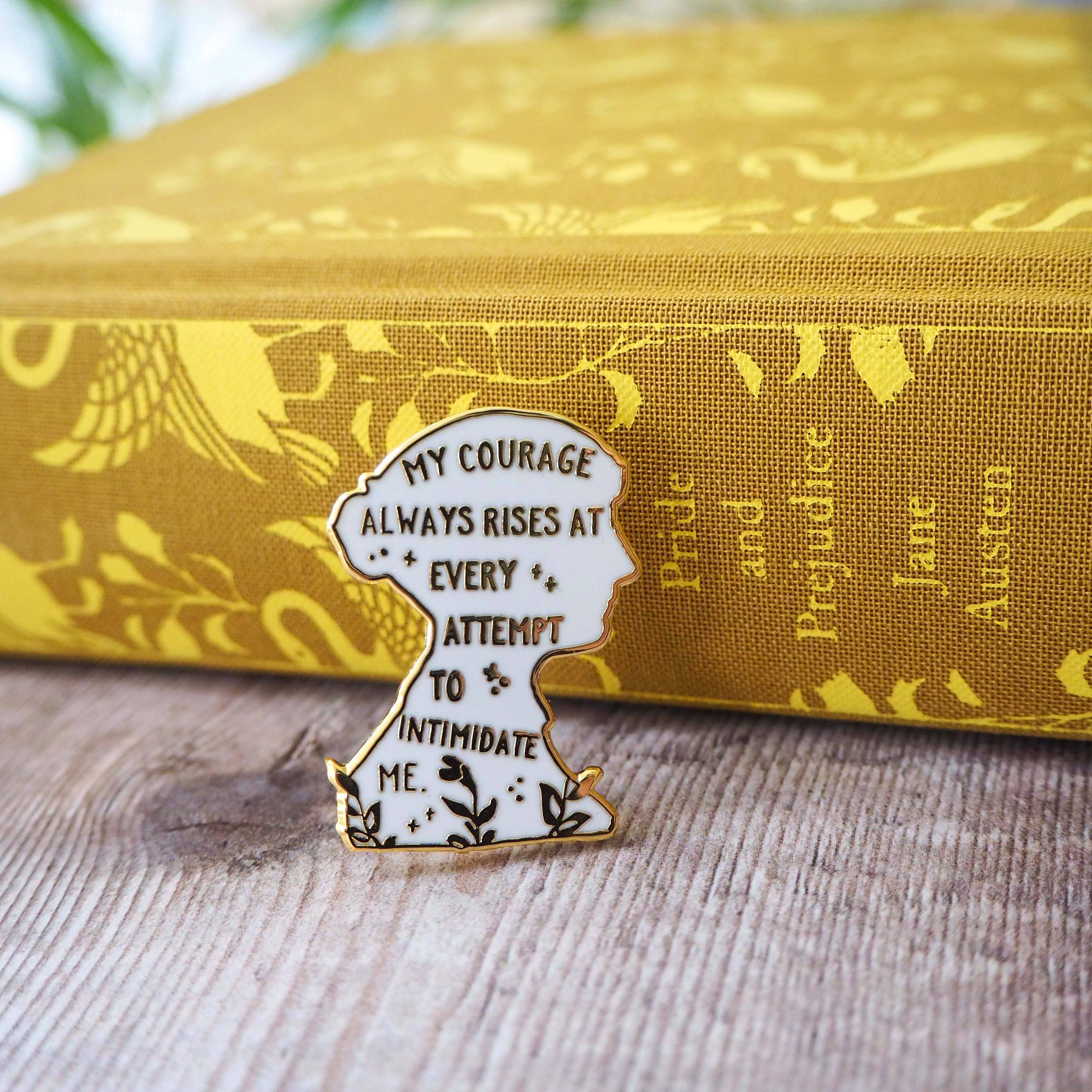 LiteraryEmporium - Vente Épinglettes/boutons - Badge en émail Pride & Prejudice Jane Austen3