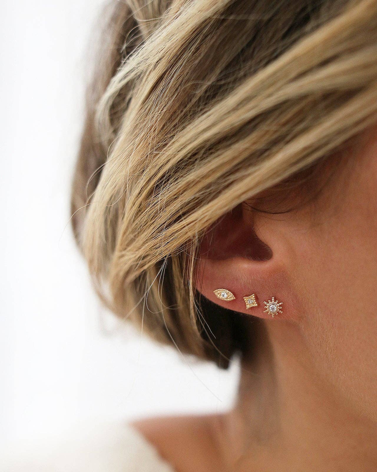 Labelle - Wholesale Stud/Post Earrings - ELEA chips1