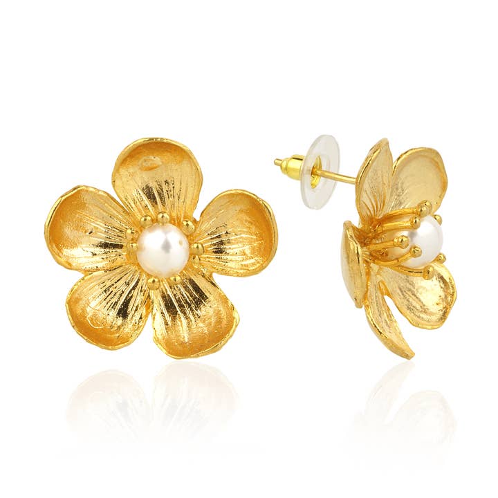 GOLDENE LILIEN-OHRSTECKER für den Großhandel von Chakarr Jewelry