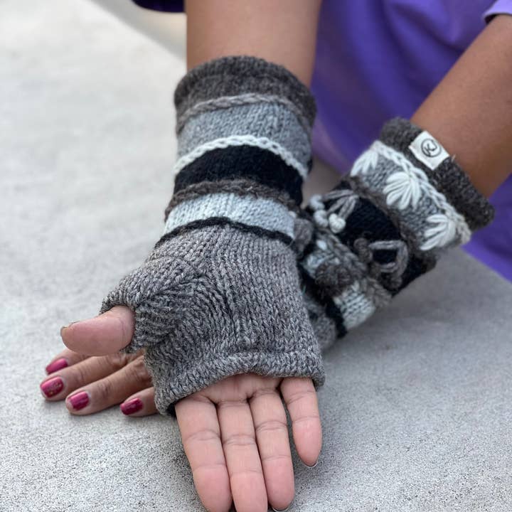 Lungta Imports - Wholesale Gloves - Women's - Woolen Hand Knit Fingerless Fleece Lined Gloves, Hand Warmer22