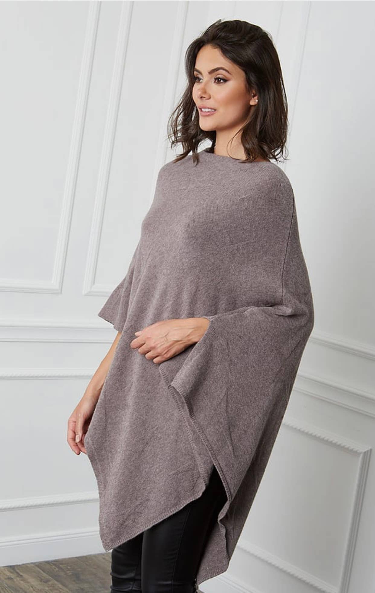 LÉA & LUC - Wholesale Poncho - Women's - Ponchos REF.007620