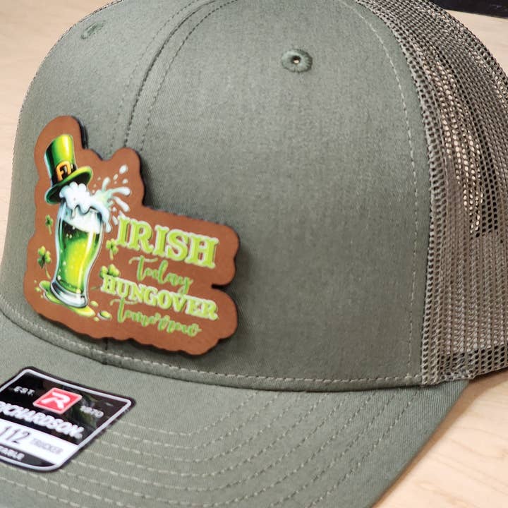 Knot Creatives – wholesale Baseball cap – Unisex – Fun Irish Green Beer Mug Baseball Cap, Adjustable Richardson2