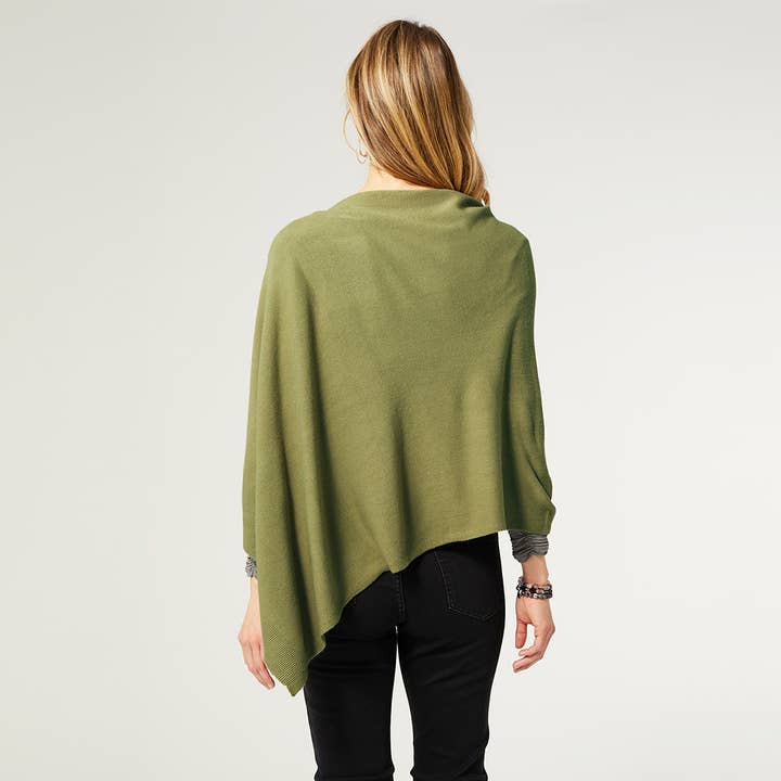 COCO + CARMEN - Wholesale Poncho - Women's - Lightweight Poncho1