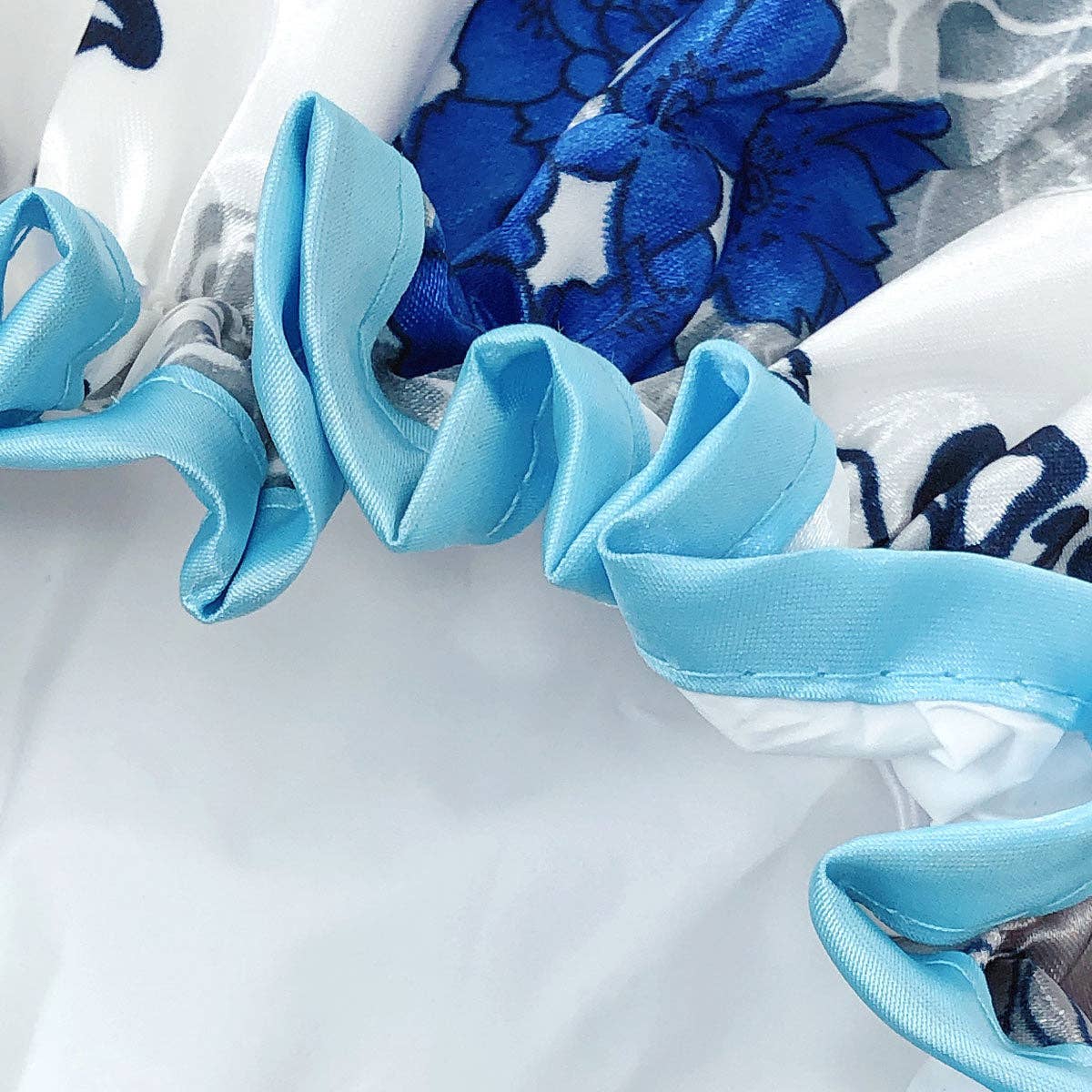 Wrapables.com - Wholesale Showercap - Wrapables  Double Layer Waterproof Shower Caps (Set of 4)27