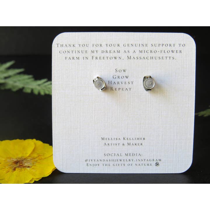 Ivy & Ash Boutique - Wholesale Stud/Post Earrings - Primary Colored Real Flower Stud Earring5