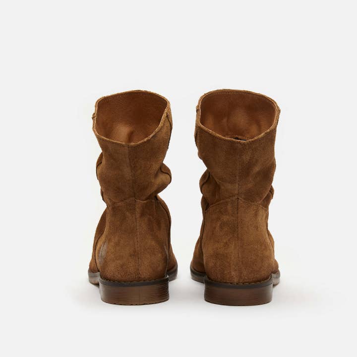 Women's Boots Clash 8114 Marvin Mou for wholesale on Faire4