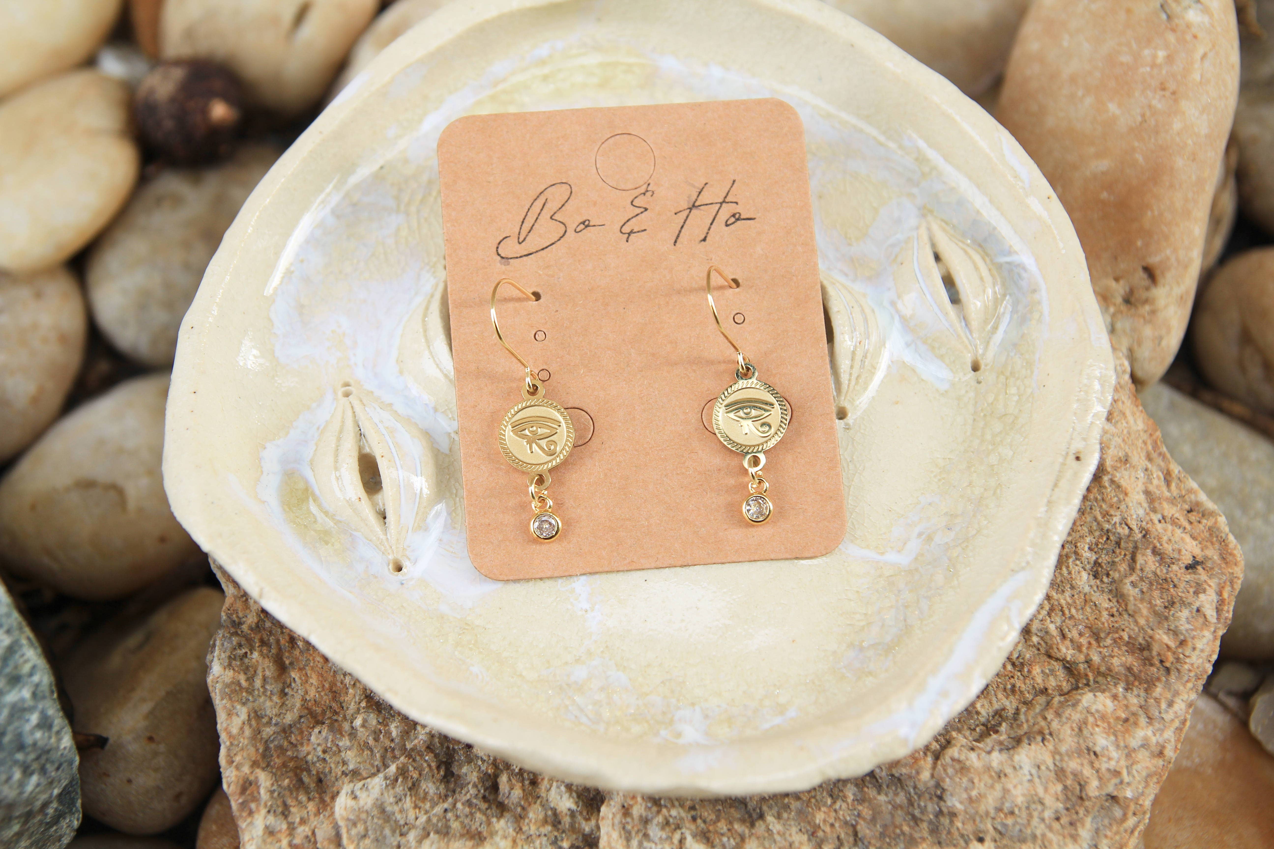 Bo and Ho - Wholesale Dangle earrings - Gold Eye of Horus Earrings3
