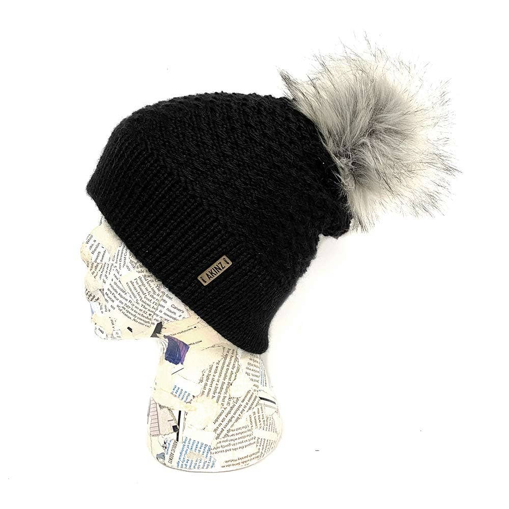 Akinz – Großhandel Beanie – Damen – Foxy Pom Beanie aus Kunstpelz10