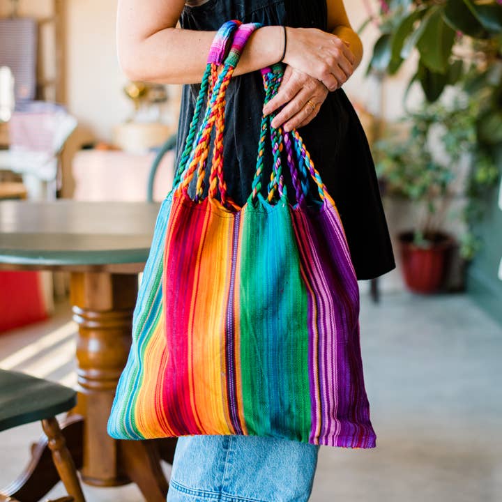 Sac bandoulière Hamock pour la vente par Lucia's Imports