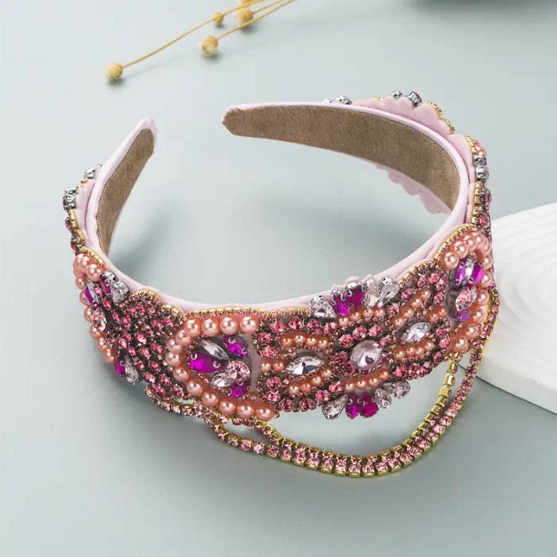 SORTIERT Perlenfarbene Kristallkette Dekor Stirnband HB1227-50 (11 Stück) für den Großhandel auf Faire3