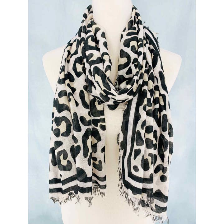 JC Sunny Fashion - Wholesale Scarf - Women's - JC021091 Brown & Black Leopard Frayed-Edge Scarf/Shawl