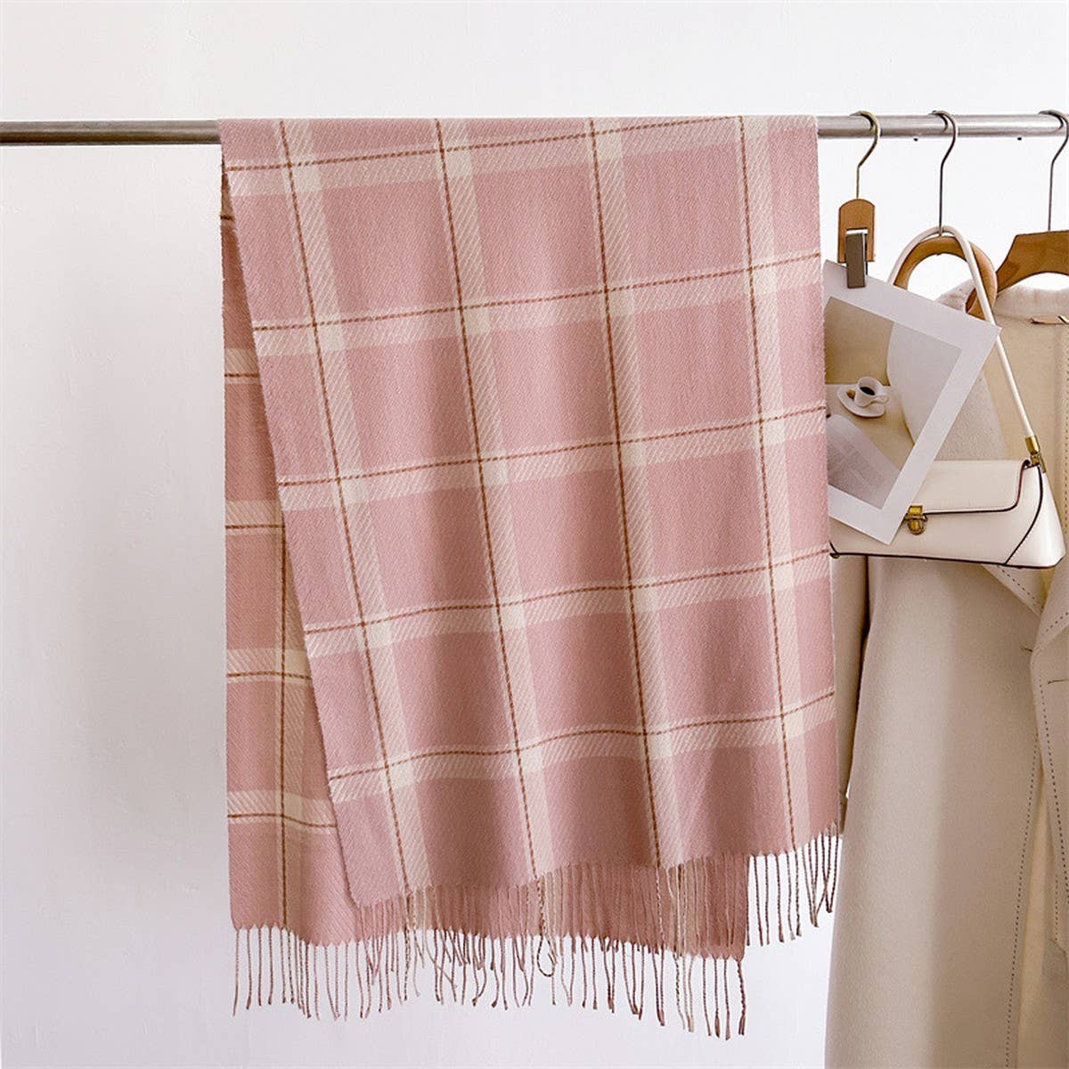 NINEXIS - Wholesale Scarf - Women's - CWASC03374_STYLISH BRITISH PLAID FEEL SCARF UNISEX0