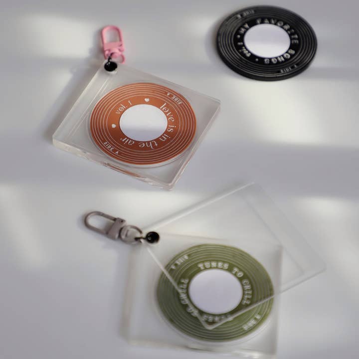 Rock Laser Scissor Studio - Wholesale Keychain - Unisex - CD Cover Keychain for Scannable Music Disk w/ NFC Chip/ Tag5