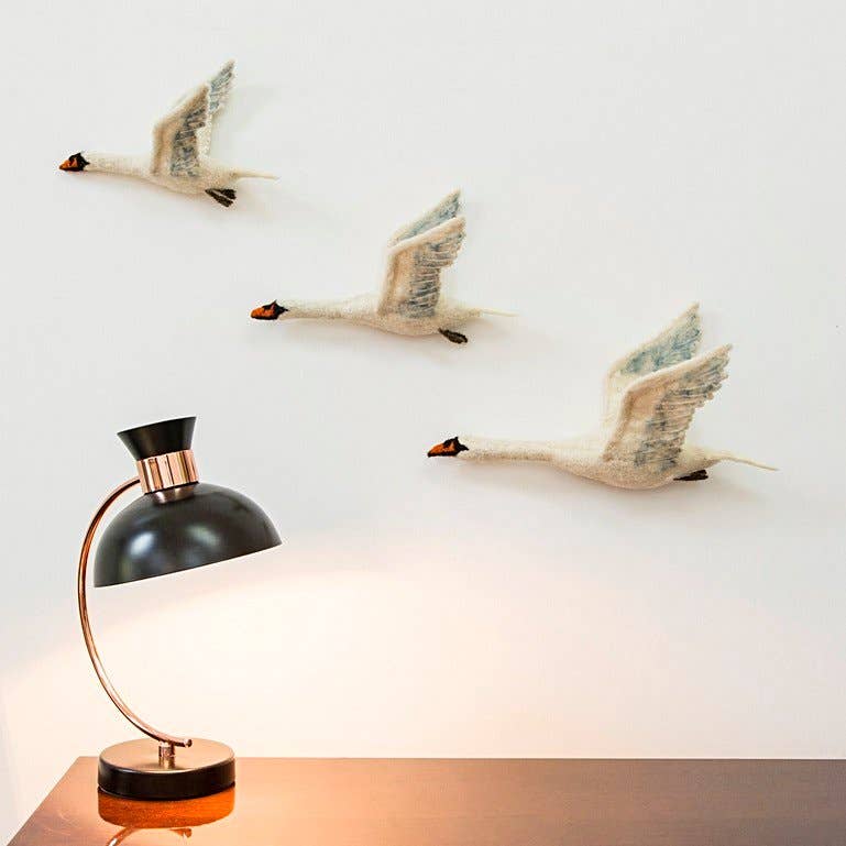 Sew Heart Felt – wholesale Wall Accent – Flying Swan Wall Trio1