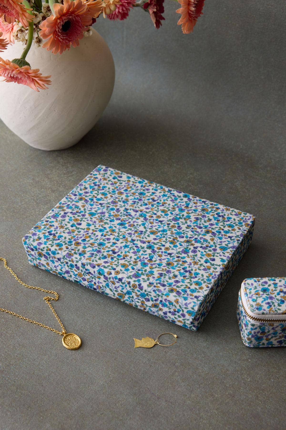 Cr Aster V honey M a Soumaa Jewelry Box for wholesale on Faire1