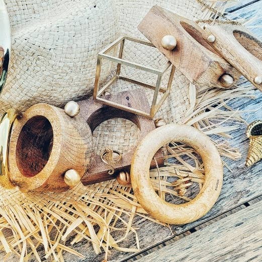 Bisjoux - Wholesale Cuff Bracelet - Brass bold cube square bangle bracelet 2 sizes9