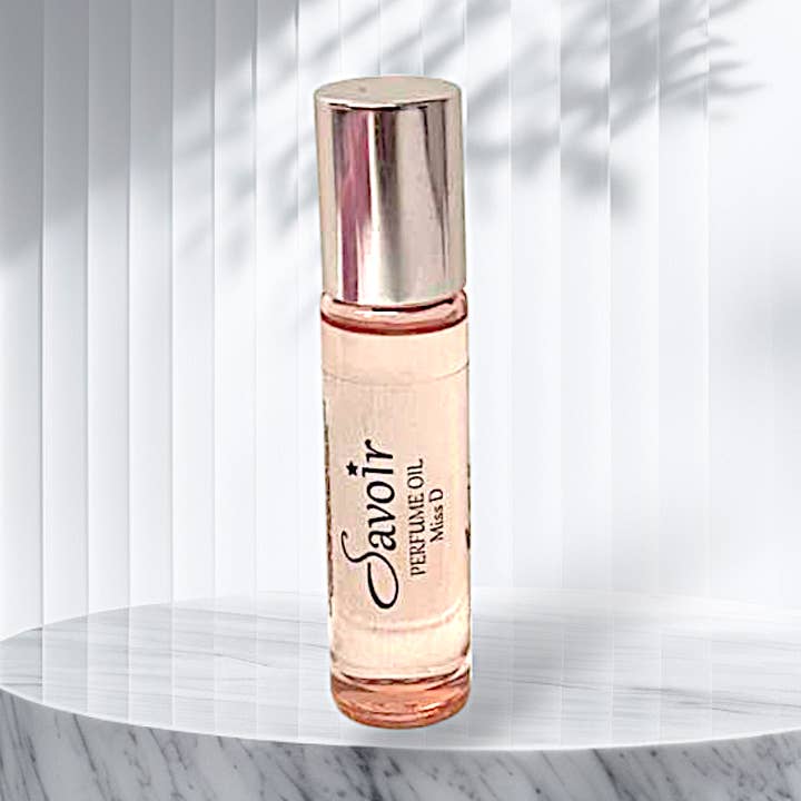 Olio profumato MISS D per la vendita all'ingrosso da parte di Scent and Colour Boutique