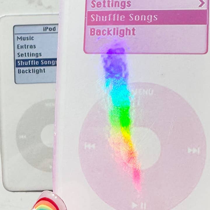 Julia Ockert – wholesale Klistermärke – Y2K iPod Holo-klistermärke (2 färger)0