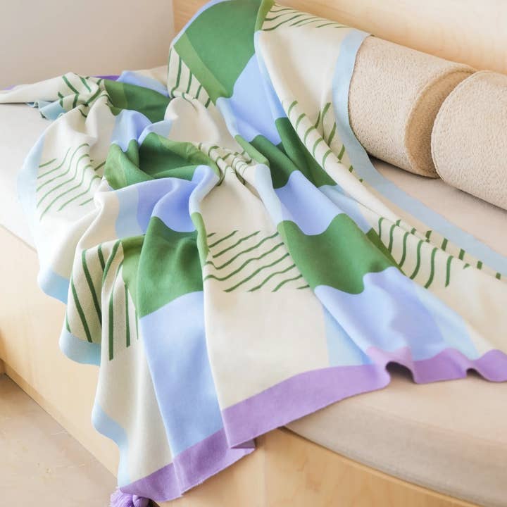 Notcoy - Wholesale Throw Blanket - Mint Chip Throw Blanket