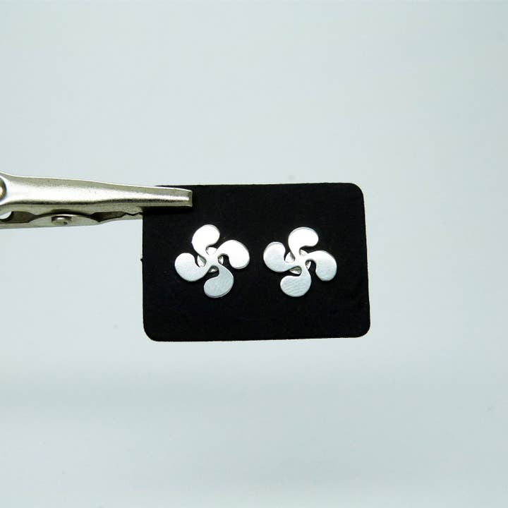 Plataica - Wholesale Stud/Post Earrings - 925 silver Lauburu earrings6