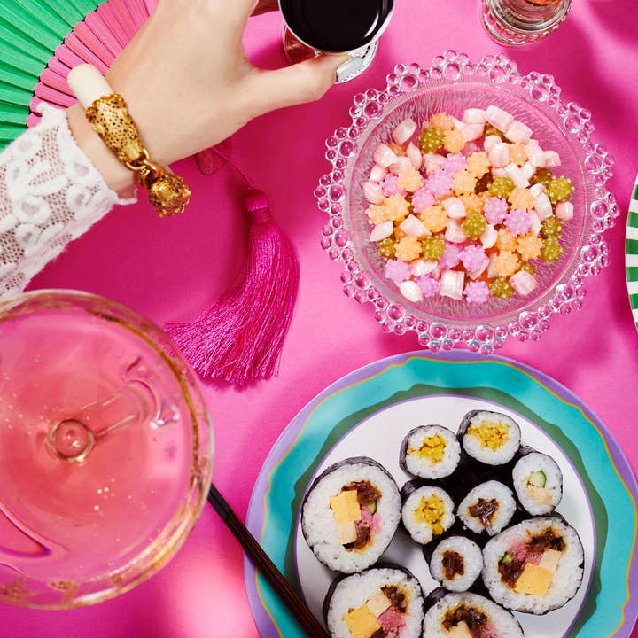 MARINA & MITSUKO - Wholesale Dinner Plate - Mitsuko: Side Plate / Blue Wavy Rim
5