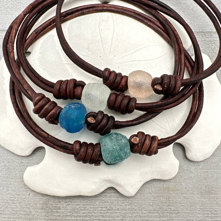 Afrikaanse gerecyclede glazen en antiek rustieke leren enkelband / armband voor wholesale door Sunlight Silver Jewelry