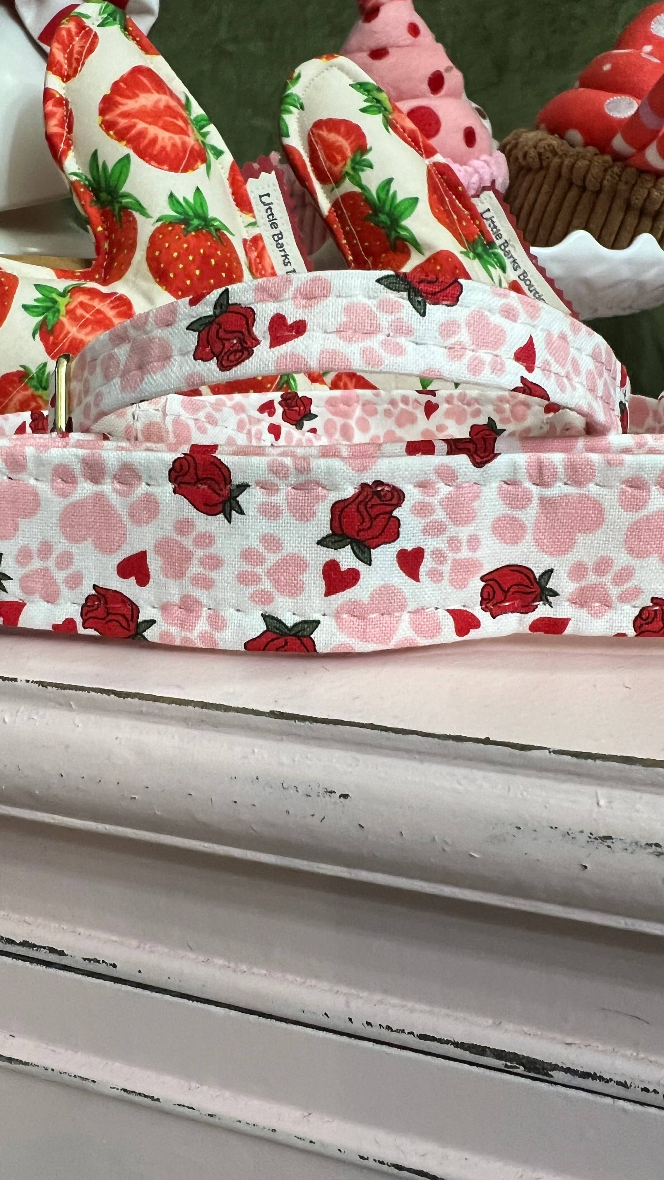 Little Barks Boutique - Wholesale Pet Collar - Dog - Valentine's Day Dog Collar - Heart and Paws Collar for pets 3