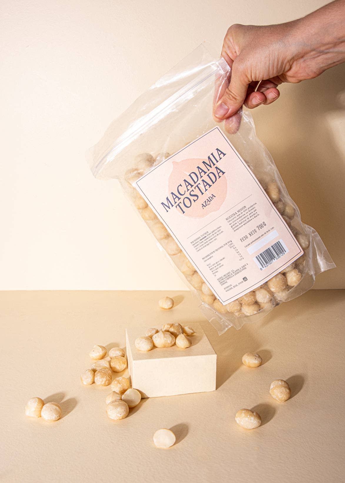 AZADA - Wholesale Nuts - Macadamia tostada0