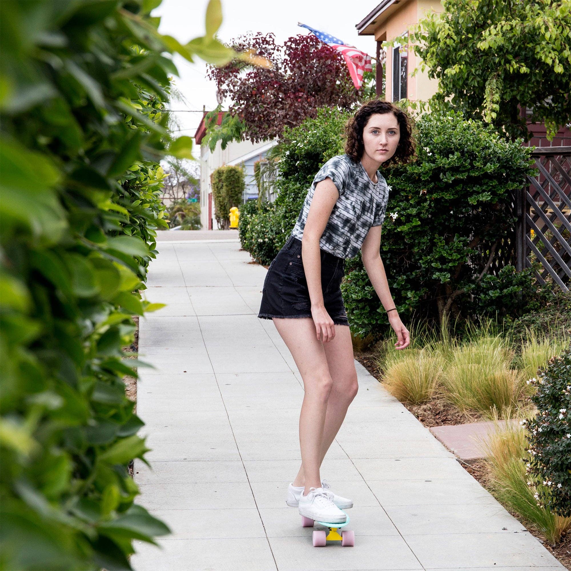 Cal 7 - Wholesale Sporting Accessories - Mint Mini Cruiser 22”6