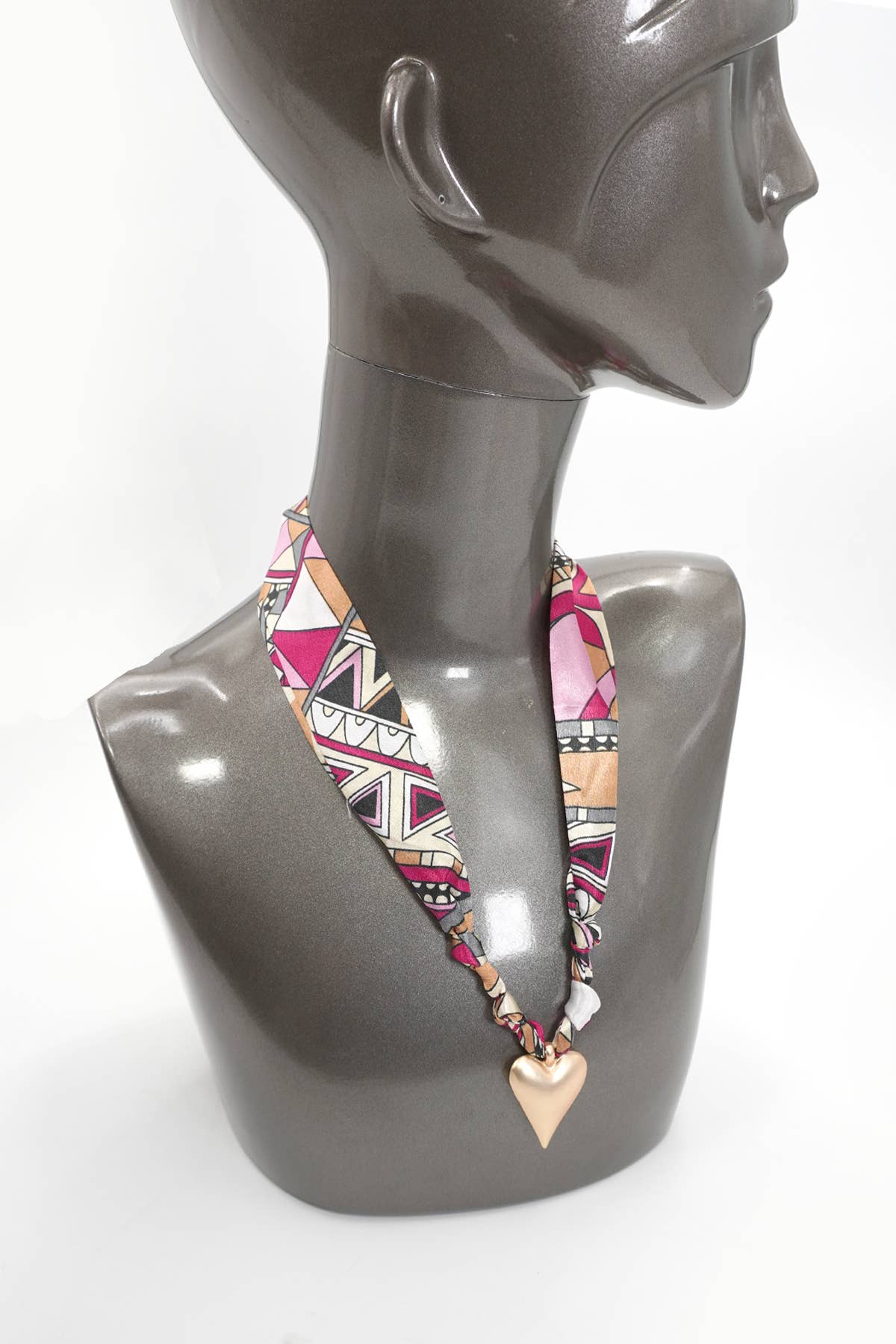 JOSSLYN by wall to wall - Vente Écharpe – femme - COLLIER CHARME ÉCHARPE FAIT MAIN | 80N9179026