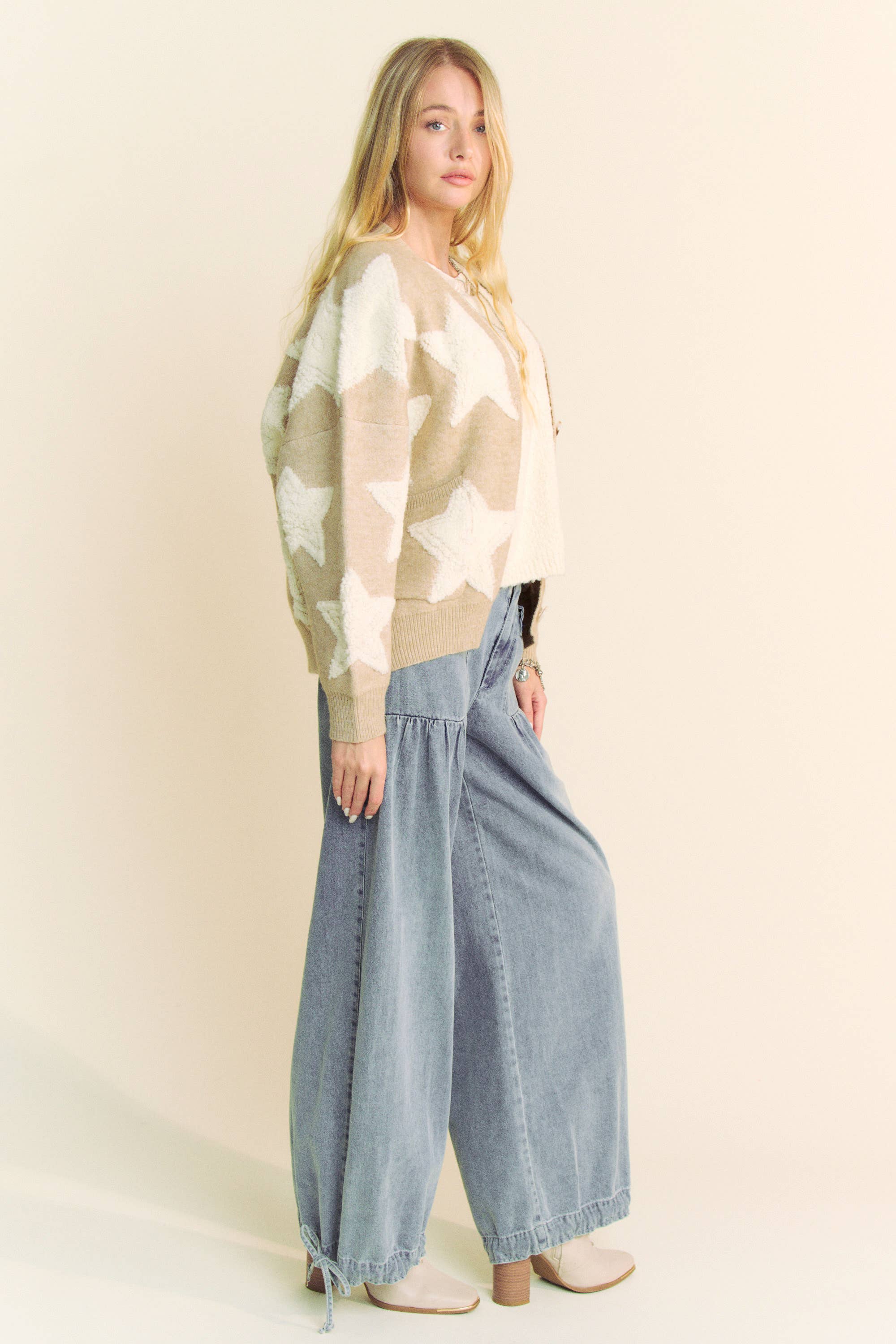 Davi & Dani - Wholesale Cardigan - Women's - FUZZY KNIT STAR LOOSE FIT BUTTON DOWN CARDIGAN15