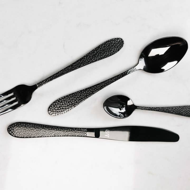 Vargen & Thor - Wholesale Assorted Cutlery Set - ONYX - Cutlery set, 16 pieces, Black
1