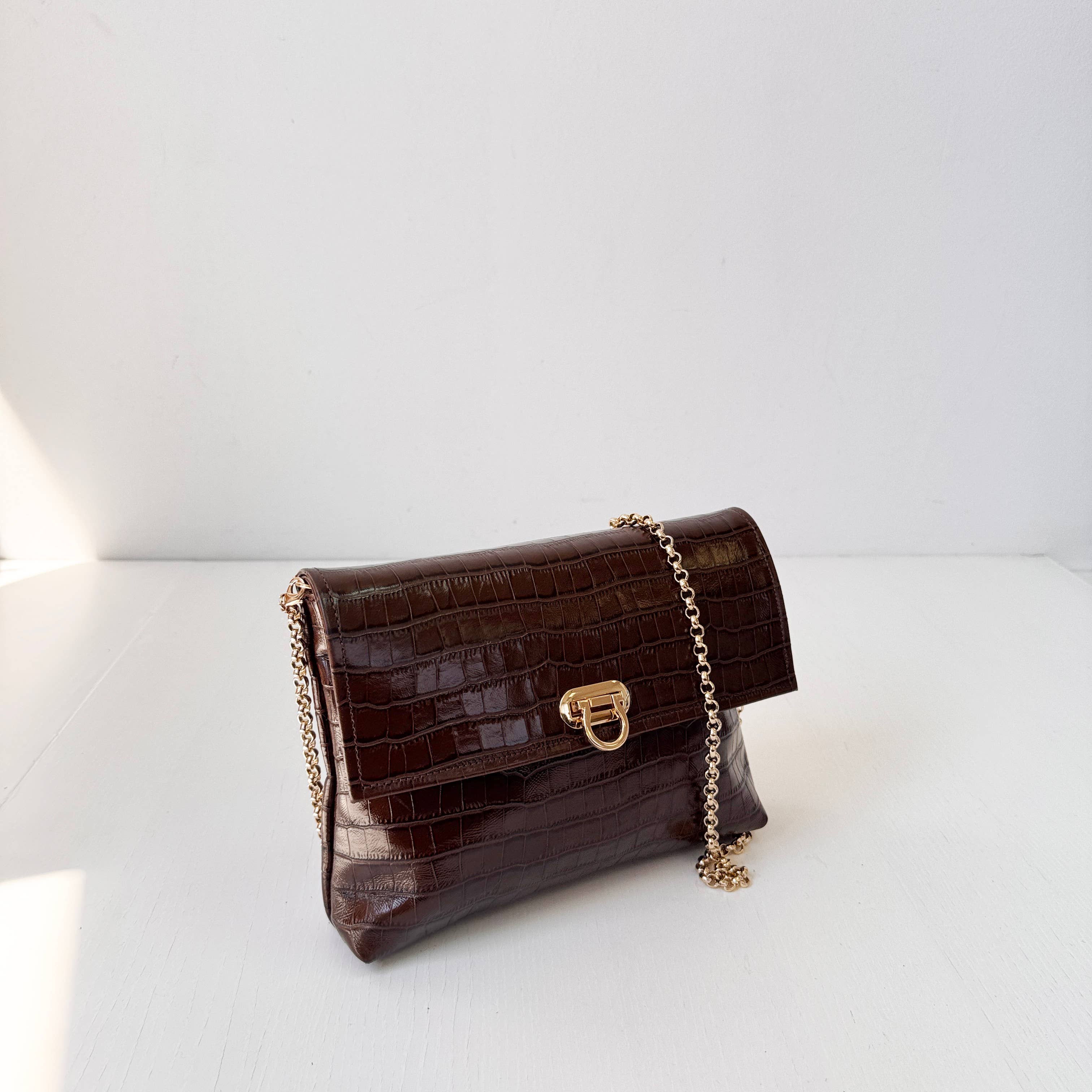 THE CODE – Bolsa - Mulher por atacado – Clutch Sobre Greta em castanho chocolate3