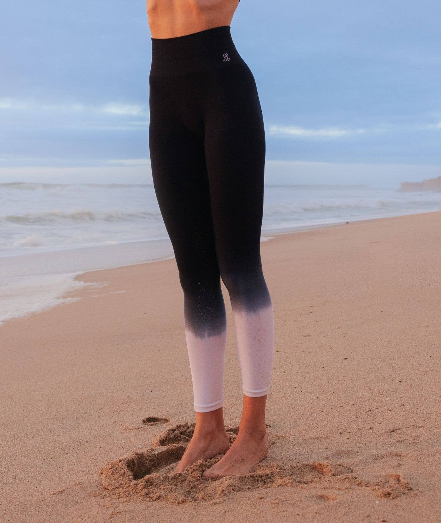 Yoga Searcher – wholesale Sport-/loungeleggings – Dam – KAVALI - Leggings i bomull med djupfärgning4