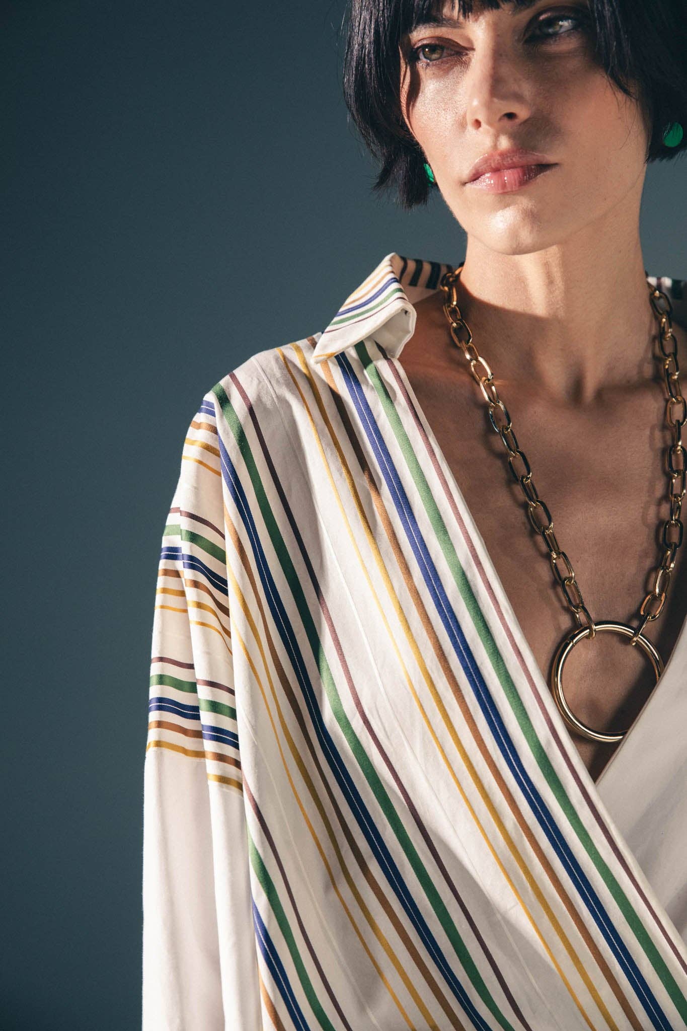 simona bonacci - Vendita all'ingrosso Camicetta - Donna - Camicia in cotone con polsini in jeans e gemelli1