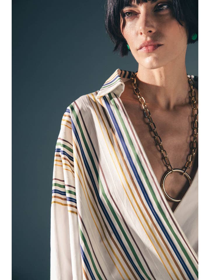 simona bonacci – Großhandel Bluse – Damen – Baumwollhemd mit Jeansmanschetten und Manschettenknöpfen1