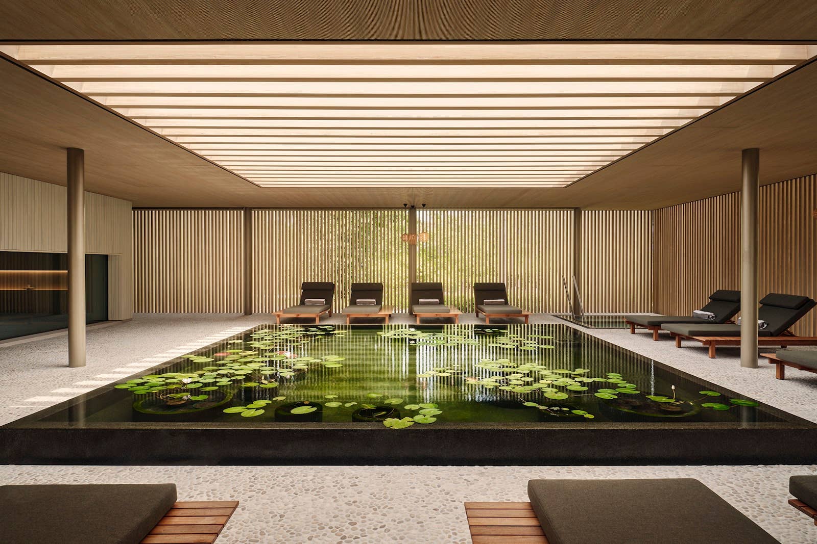 gestalten - Wholesale Travel - Designed to Stay: The Design Hotels™ Book4